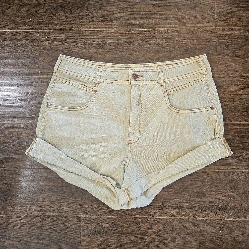 Anthropologie Pilcro Tan Shorts Size 32